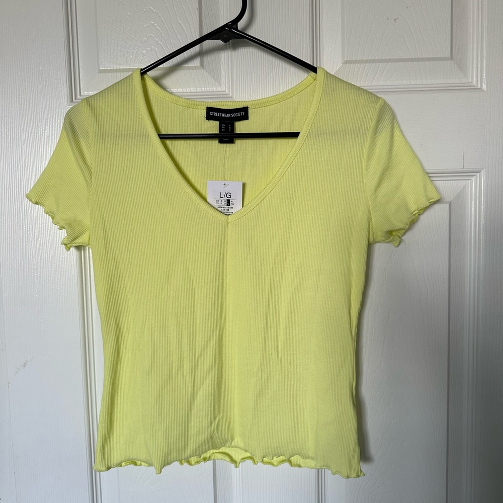 NWT Street Wear Society shirt - Size small